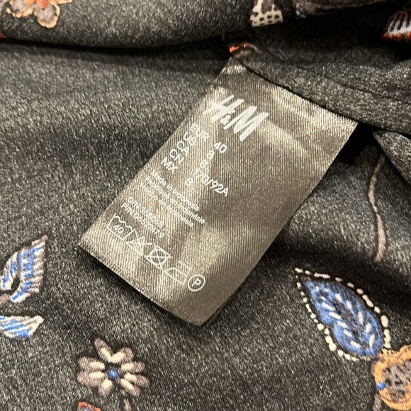 H&M Black Blue Floral Shift Dress High Neck Tie Bell Sleeves Size 8 - Picture 7 of 12